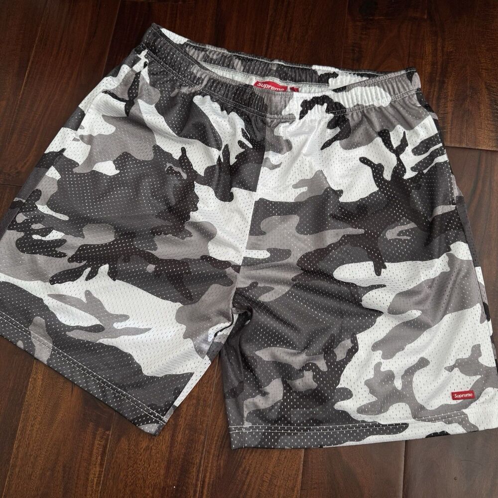 Supreme Small Box Baggy Mesh Shorts Snow Camo